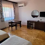 Sea Marina Hotel 4*