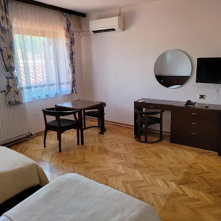 Sea Marina Ξενοδοχείο 4*