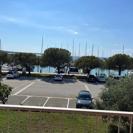 Sea Marina 酒店